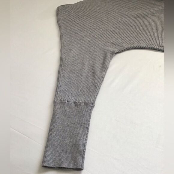 bobi Black Gray Chic Off-Shoulder Knit Long Sleeve Ribbed Sweater New Size Large - Picture 8 of 11